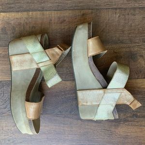 OTBT Bushnell Gold Wedges